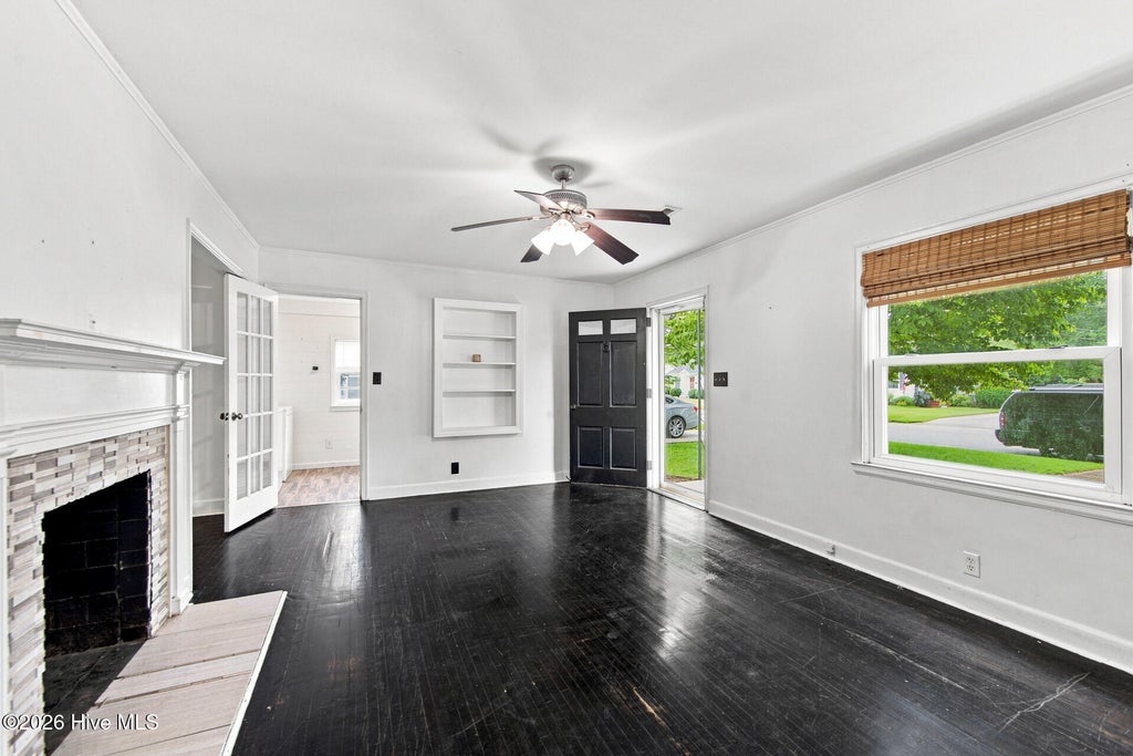 Photo of 106 S Griffin Street, Elizabeth City, NC 27909 (MLS # 100596181)