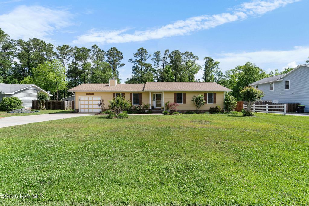 Photo of 113 Holly Street, Leland, NC 28451 (MLS # 100537089)