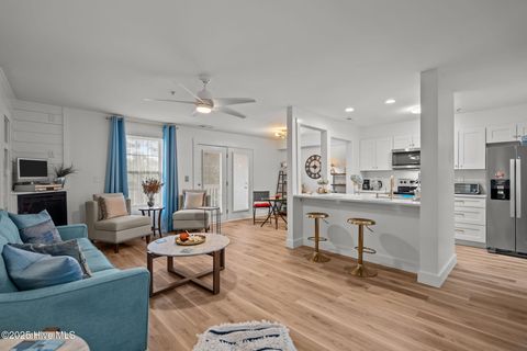 Tiny photo for 805 March Court #B, Wilmington, NC 28405 (MLS # 100543916)