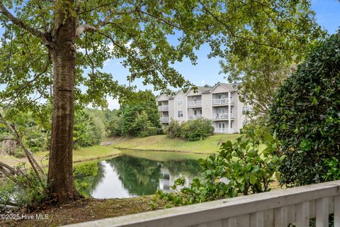 Photo of 805 March Court #B, Wilmington, NC 28405 (MLS # 100543916)
