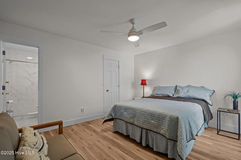 Tiny photo for 805 March Court #B, Wilmington, NC 28405 (MLS # 100543916)