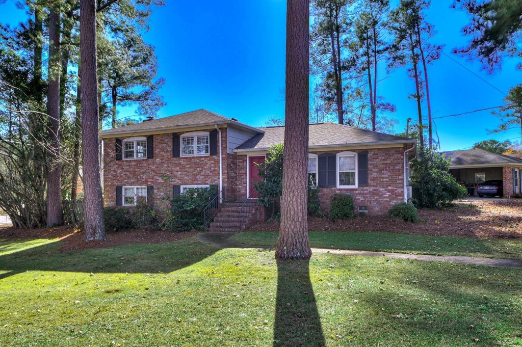 Photo of 2902 Sussex Road, Augusta, GA 30909 (MLS # 550313)