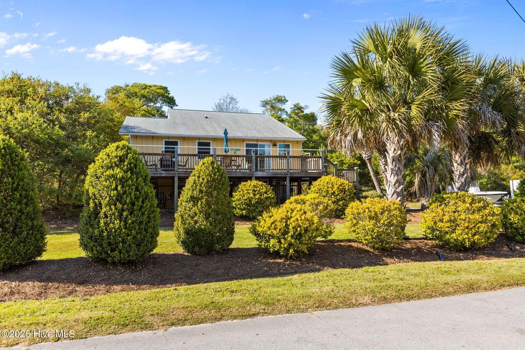 Photo of 7028 Archers Creek Drive S, Emerald Isle, NC 28594 (MLS # 100568584)