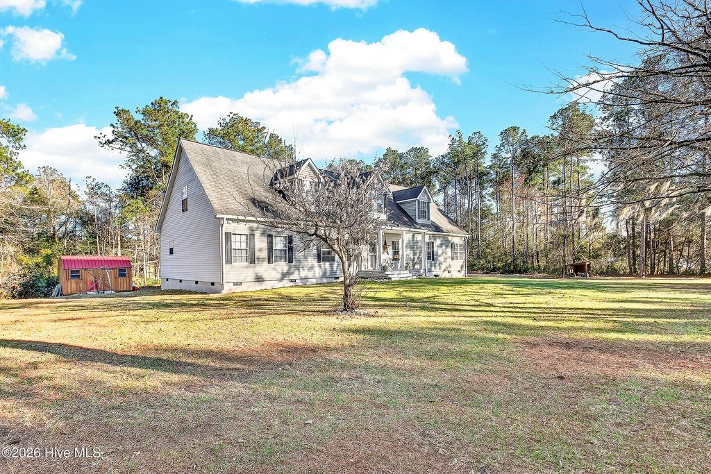 Photo of 158 Willow Street, Hubert, NC 28539 (MLS # 100559126)