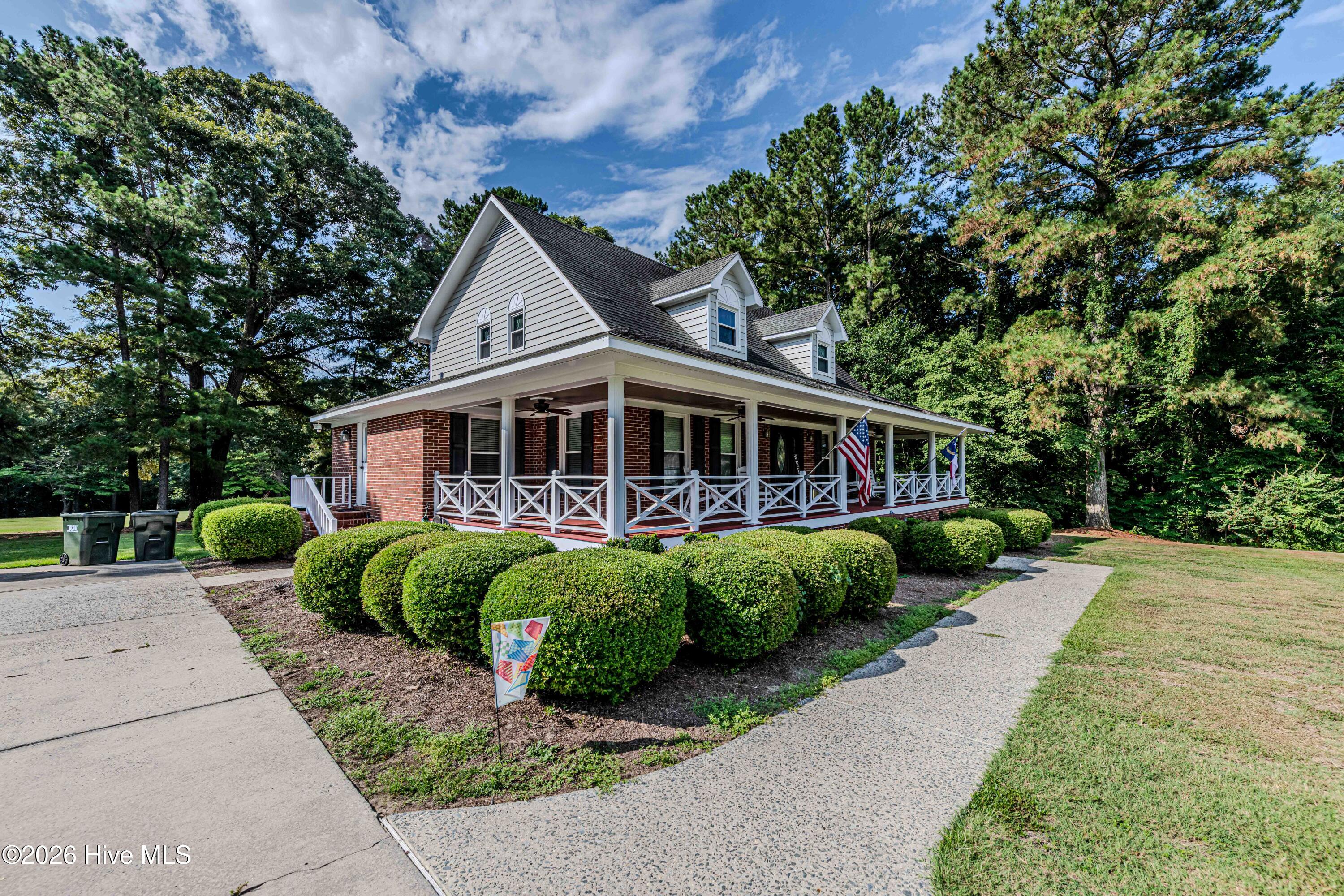 171 S Country Club Road