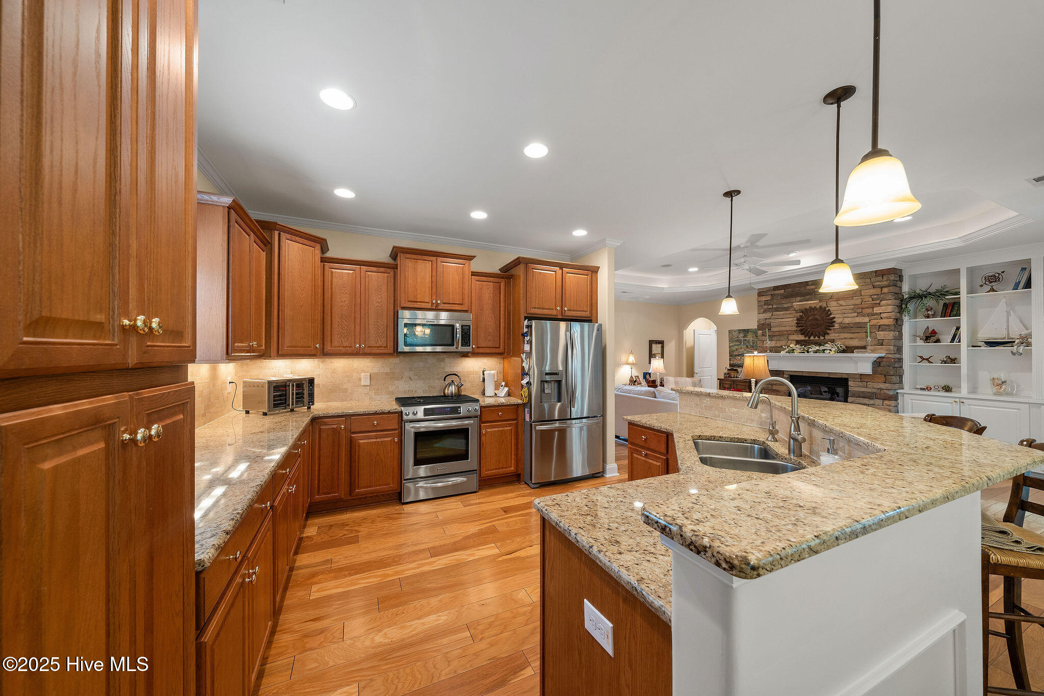 8269 Crest Top Court NE