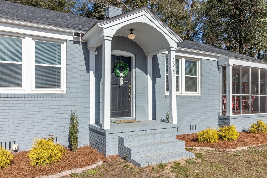 Photo of 3027 Wrightsboro Road, Augusta, GA 30909 (MLS # 551258)