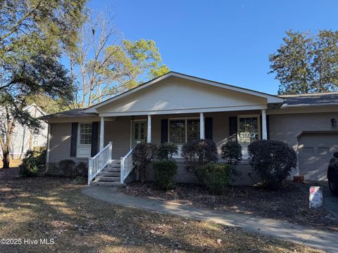 Photo of 5322 Trent Woods Drive, Trent Woods, NC 28562 (MLS # 100546447)