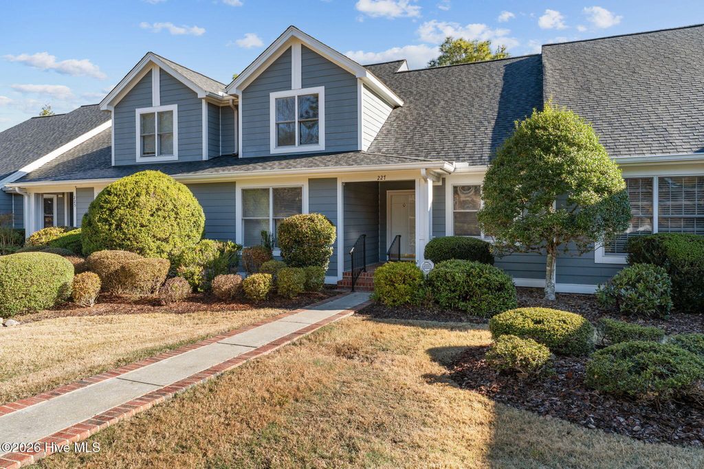 Photo of 227 N Knoll Road, Southern Pines, NC 28387 (MLS # 100560535)