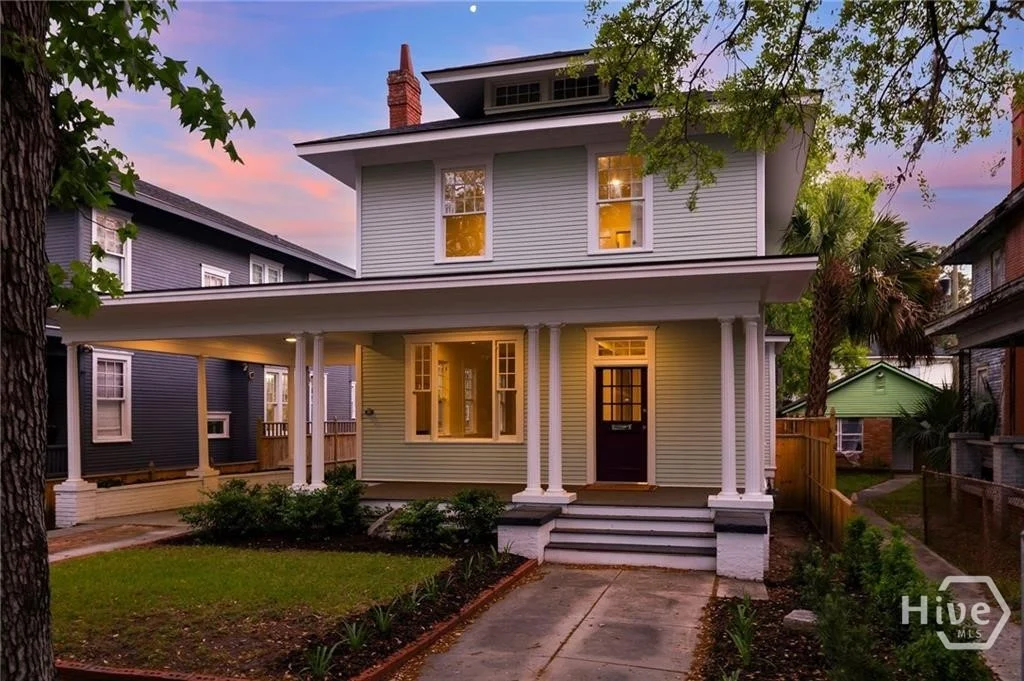 627 W 37th Street