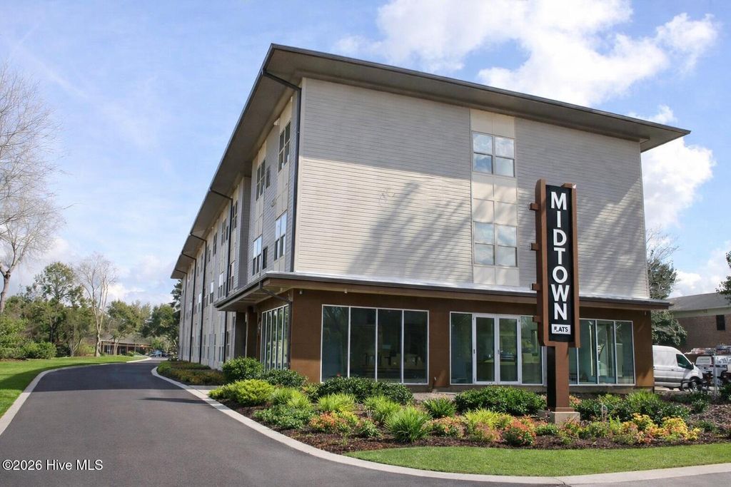 Photo of 3803 Peachtree Avenue #102, Wilmington, NC 28403 (MLS # 100561138)