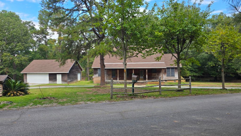 Photo of 1179 Lakeside Drive, Lincolnton, GA 30817 (MLS # 548371)