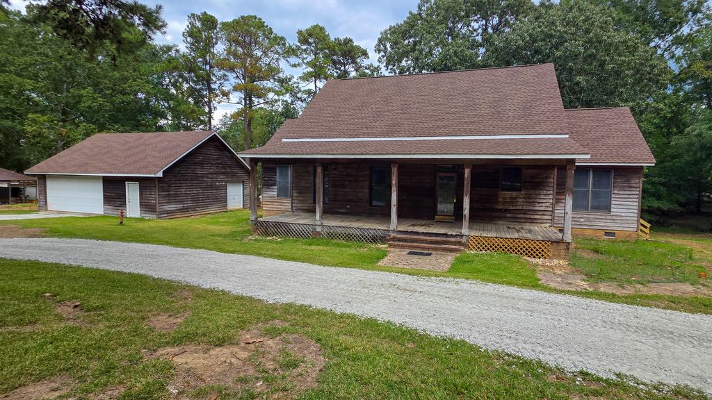 Photo of 1179 Lakeside Drive, Lincolnton, GA 30817 (MLS # 548371)