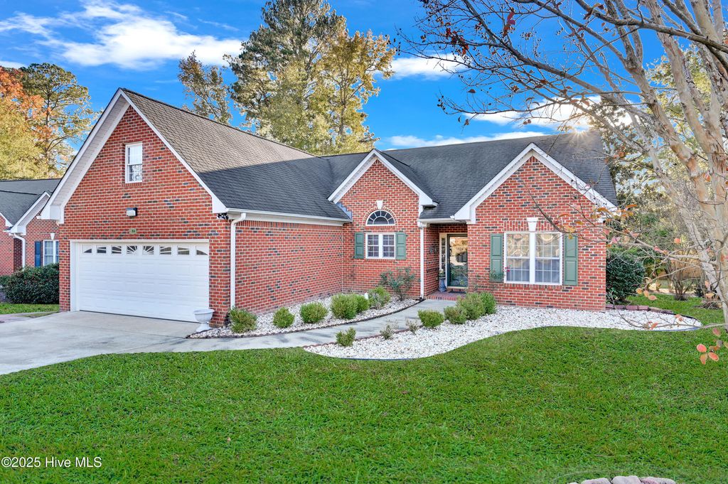 Photo of 204 Inda Way, Washington, NC 27889 (MLS # 100543651)