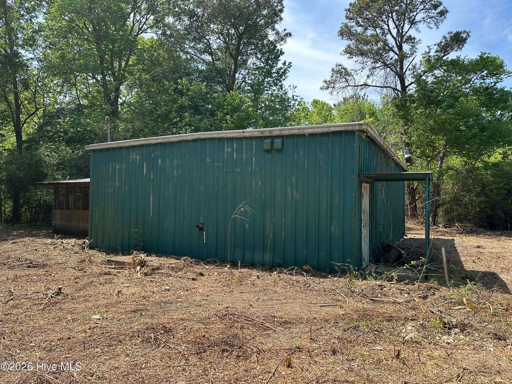 Photo of 17600 Old Lumberton Road, Laurinburg, NC 28352 (MLS # 100567306)