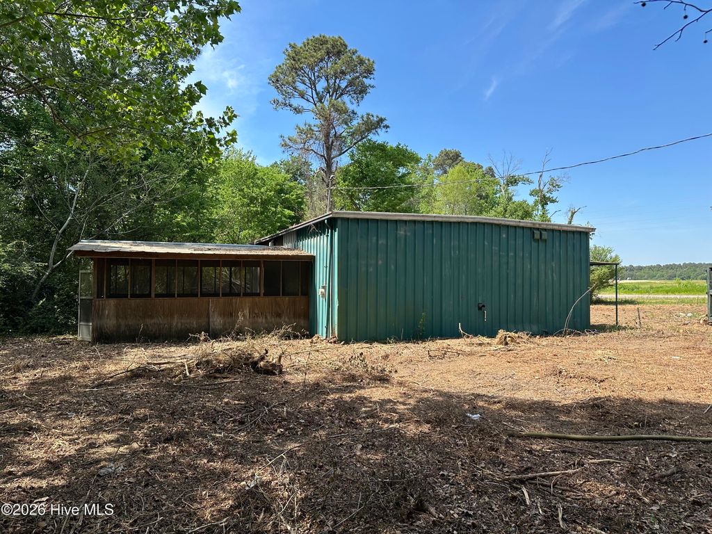 Photo of 17600 Old Lumberton Road, Laurinburg, NC 28352 (MLS # 100567306)