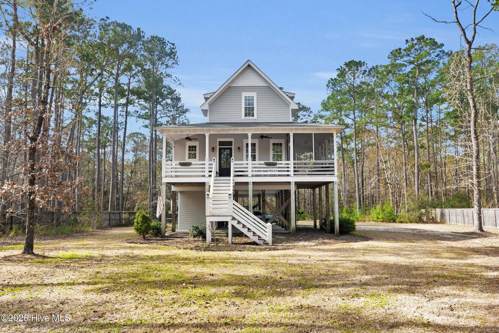 Photo of 61 Spinnaker Point Road N, Oriental, NC 28571 (MLS # 100559315)