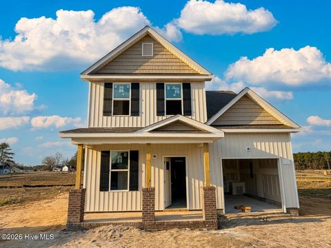 Homes For Sale - 92 W Coulter Court<br/> Selma, NC 27576