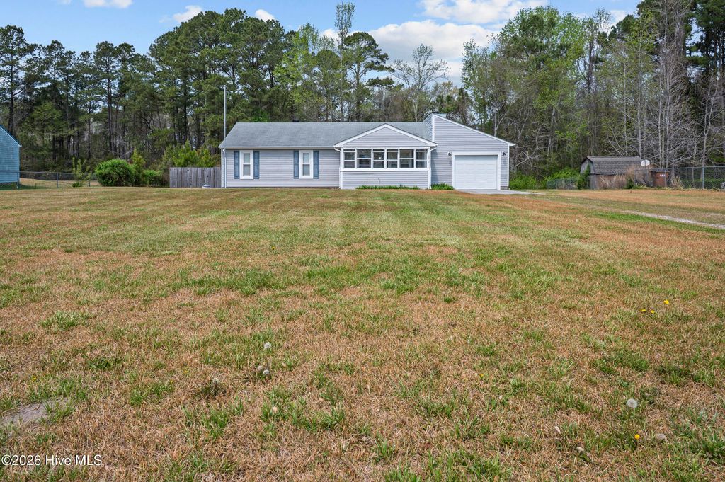 Photo of 1016 Jennifer Drive, Jacksonville, NC 28546 (MLS # 100564670)