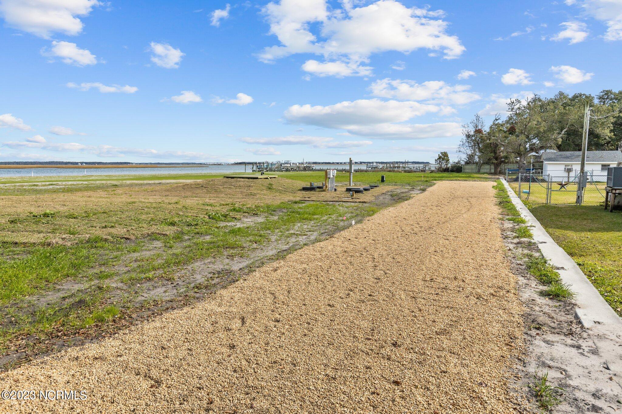 184 2 Lennoxville Point Road