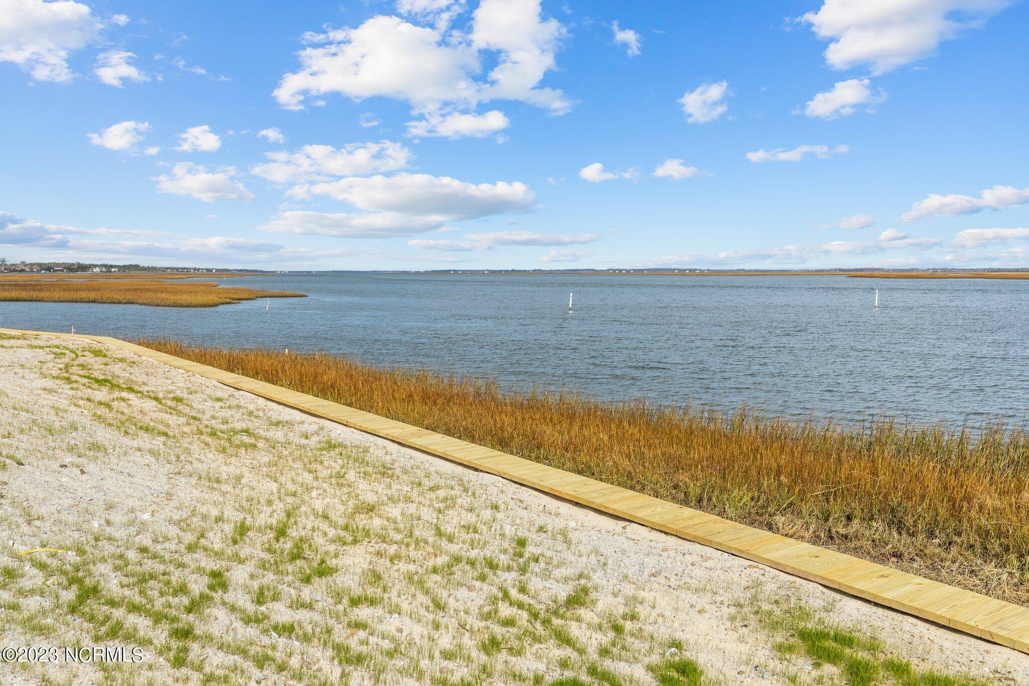 184 2 Lennoxville Point Road