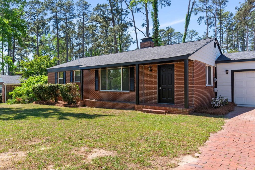 Photo of 237 E Vineland Road, Augusta, GA 30904 (MLS # 554243)
