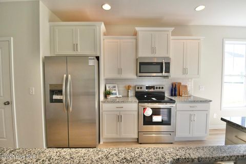 Tiny photo for 155 New Road, Burgaw, NC 28425 (MLS # 100544398)