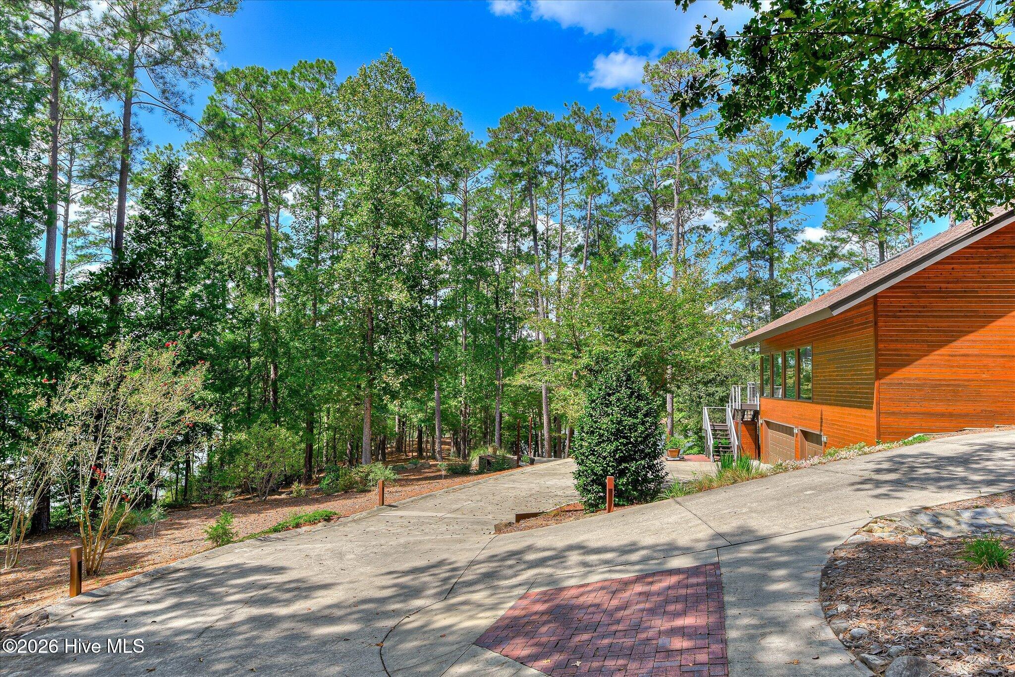 210 Bellefaye Lane