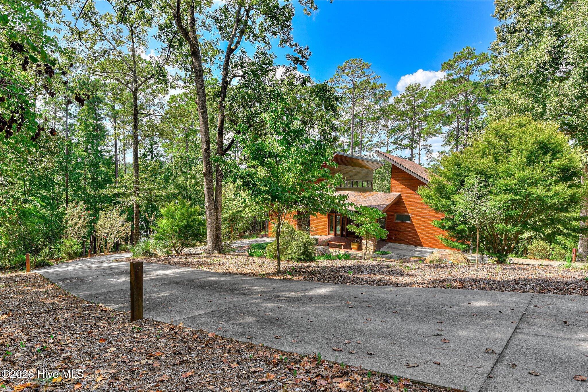 210 Bellefaye Lane