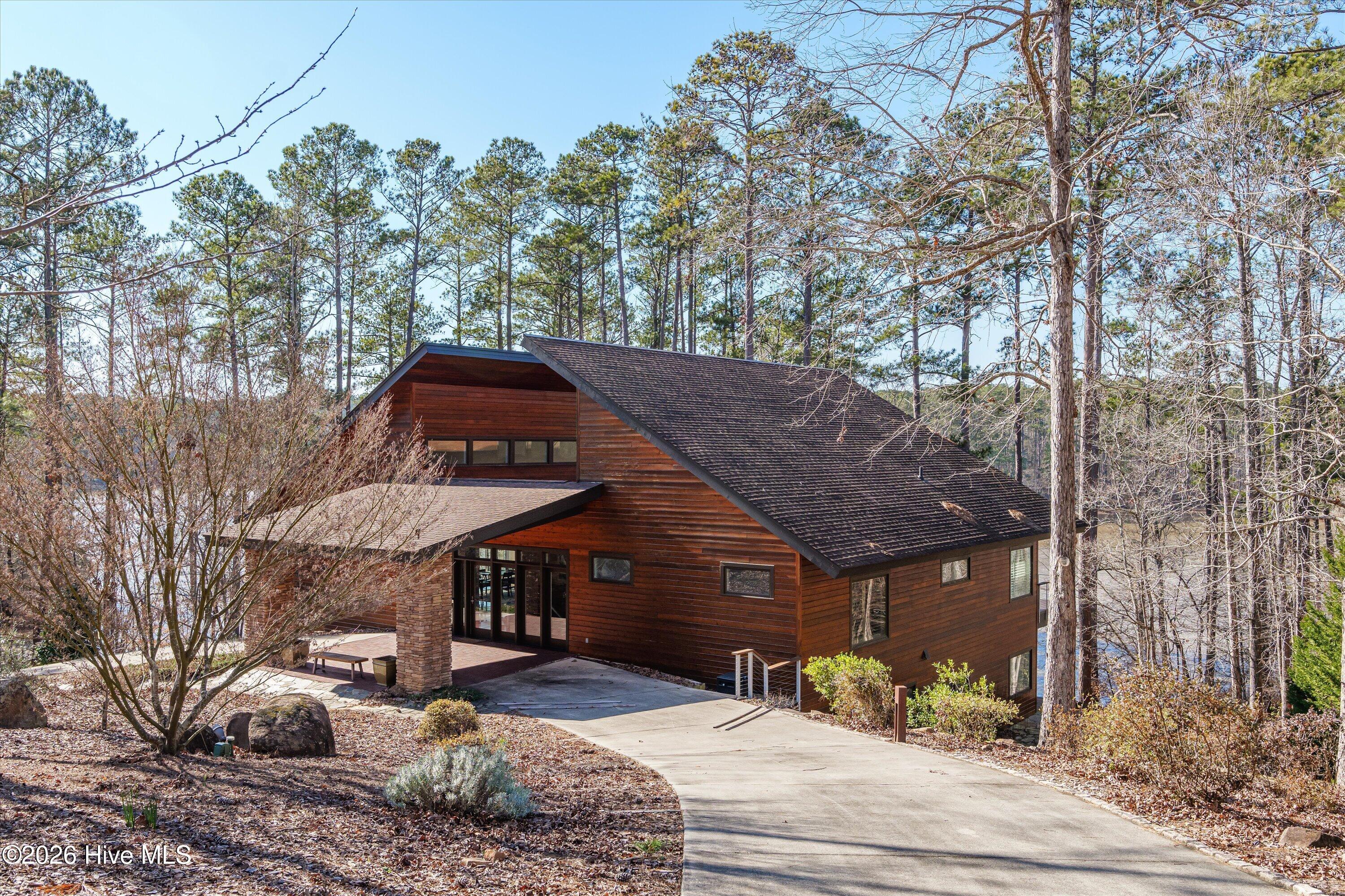 210 Bellefaye Lane