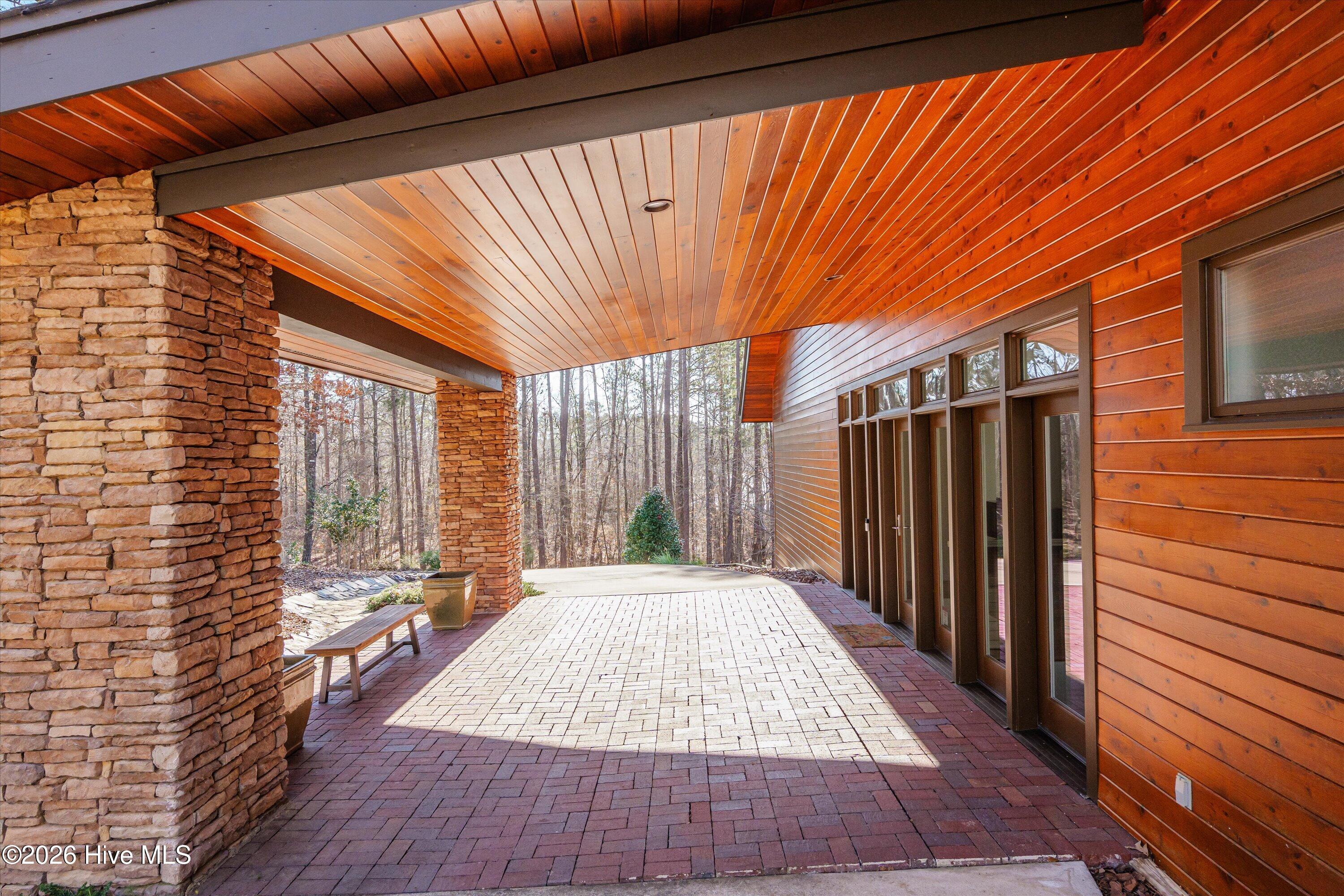 210 Bellefaye Lane