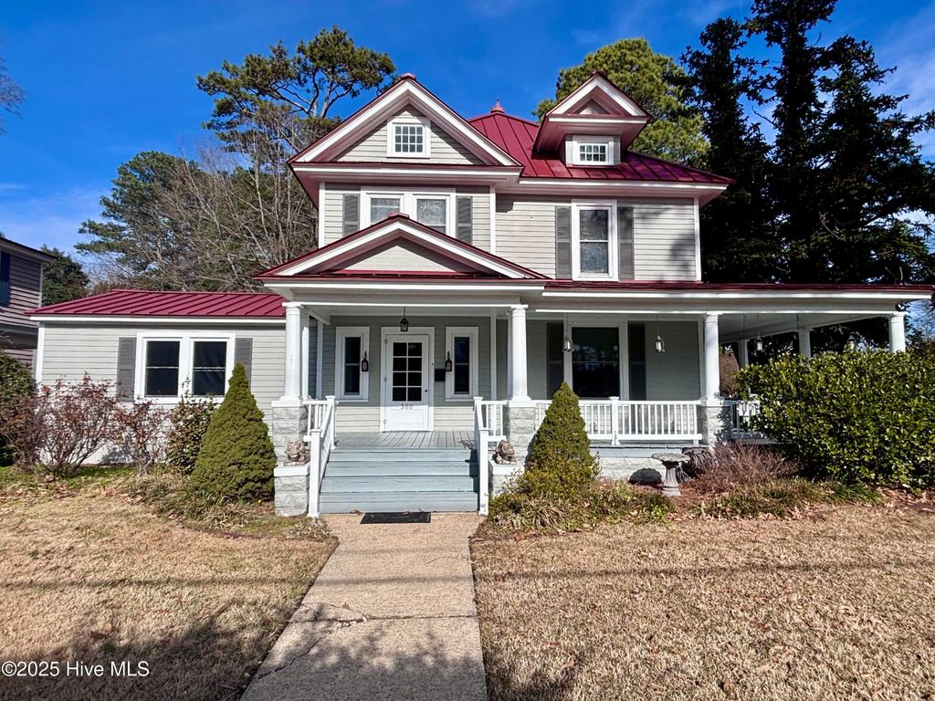 Photo of 300 W Main Street, Murfreesboro, NC 27855 (MLS # 100546695)