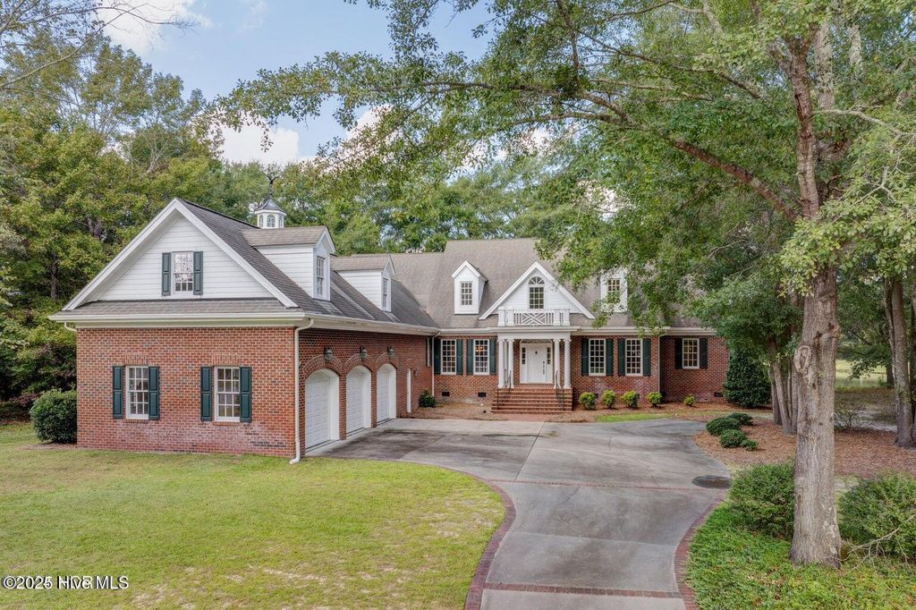 Photo of 140 River Woods Drive, Wallace, NC 28466 (MLS # 100542806)