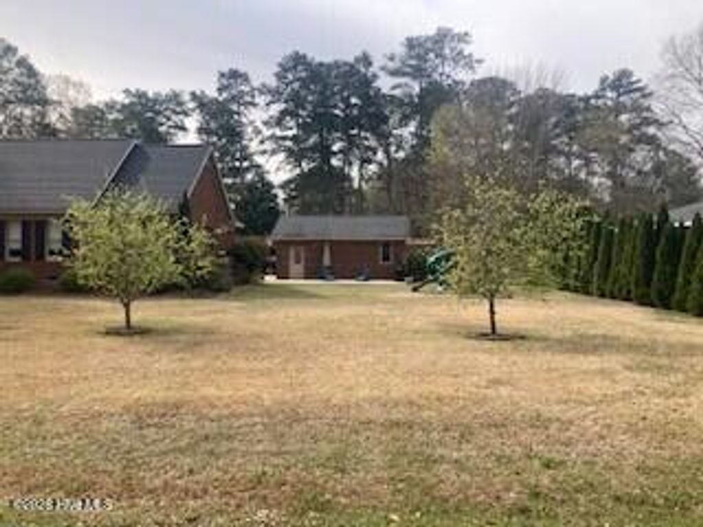 Photo of 135 Carson Street, Bethel, NC 27812 (MLS # 100561358)