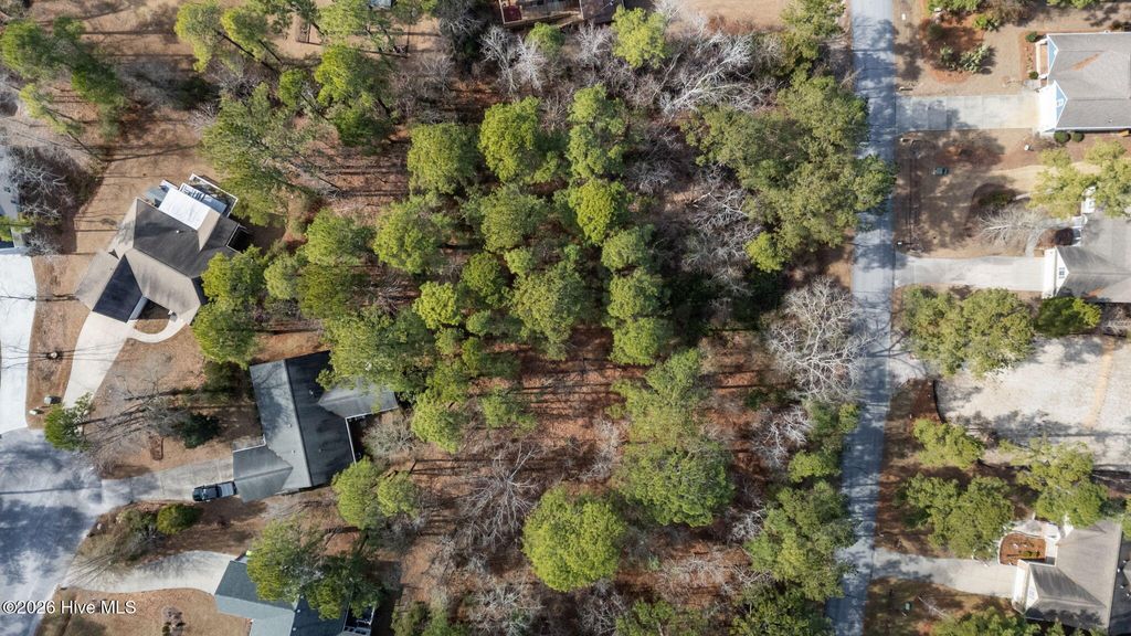 Photo of 1004 Barkentine Drive, New Bern, NC 28560 (MLS # 100550063)