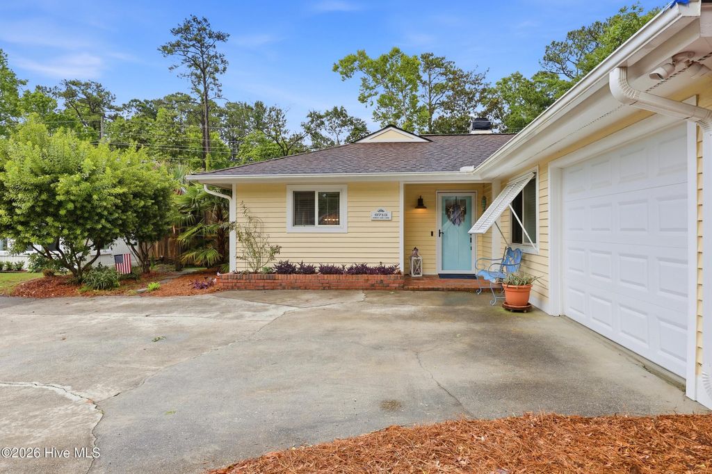Photo of 6713 Cable Car Lane, Wilmington, NC 28403 (MLS # 100577538)