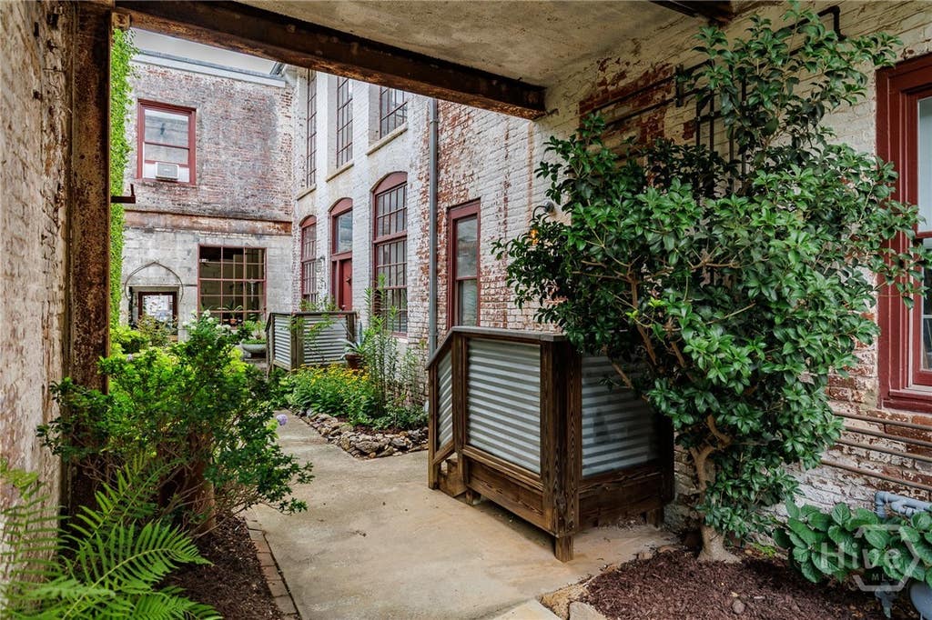 Photo of 585 White Circle #5, Athens, GA 30605 (MLS # CL361754)