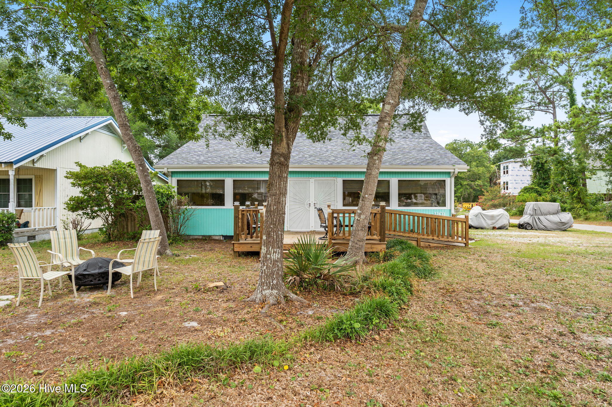 1101 E Oak Island Drive