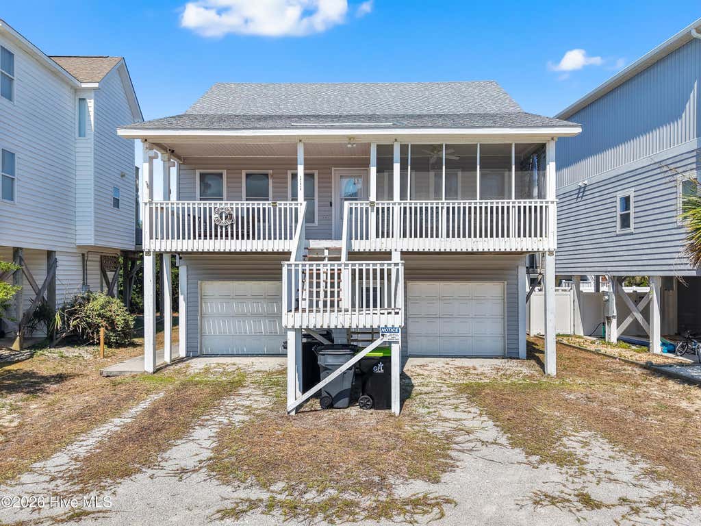 Photo of 111 Deal Drive, Holden Beach, NC 28462 (MLS # 100587860)