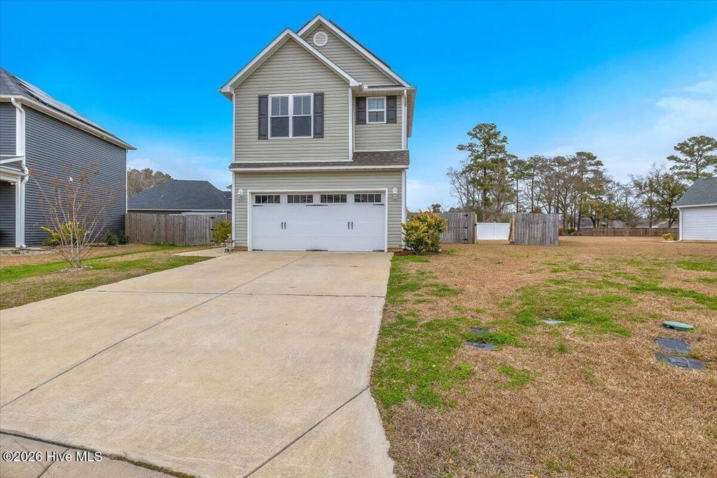 Photo of 1404 Kinsley Court NE, Leland, NC 28451 (MLS # 100558100)