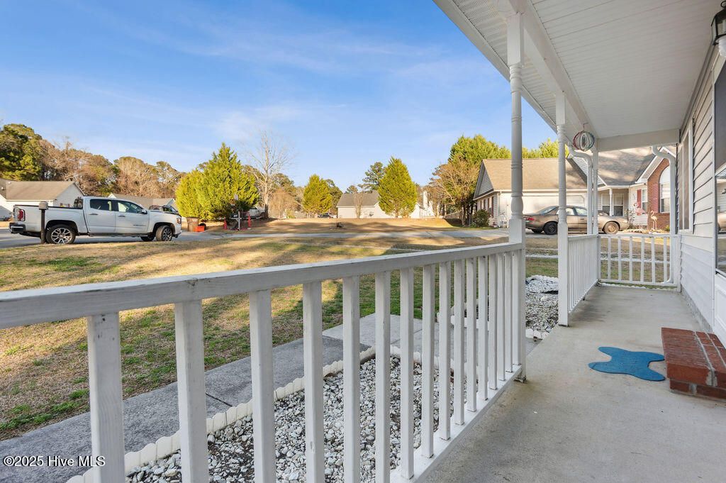 Photo of 318 Firethorn Lane, Jacksonville, NC 28546 (MLS # 100547604)