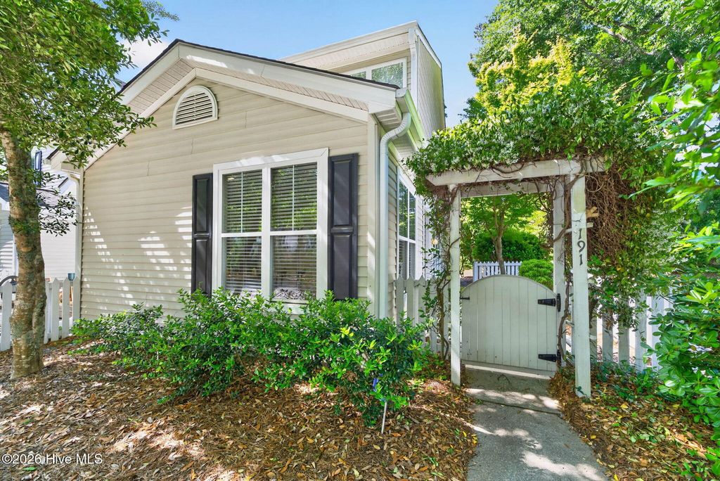 Photo of 5813 Wrightsville Avenue #Apt 191, Wilmington, NC 28403 (MLS # 100570358)