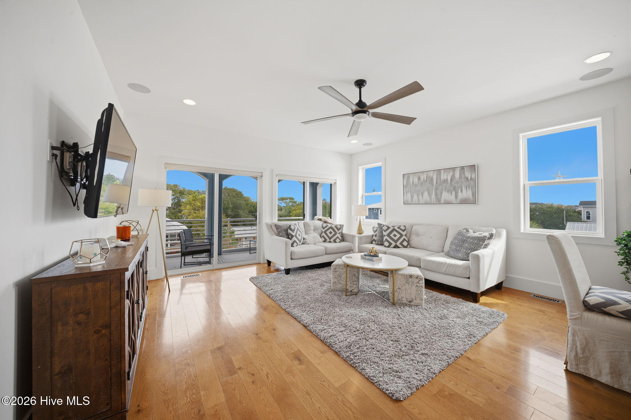 313 Birmingham Avenue Unit 1