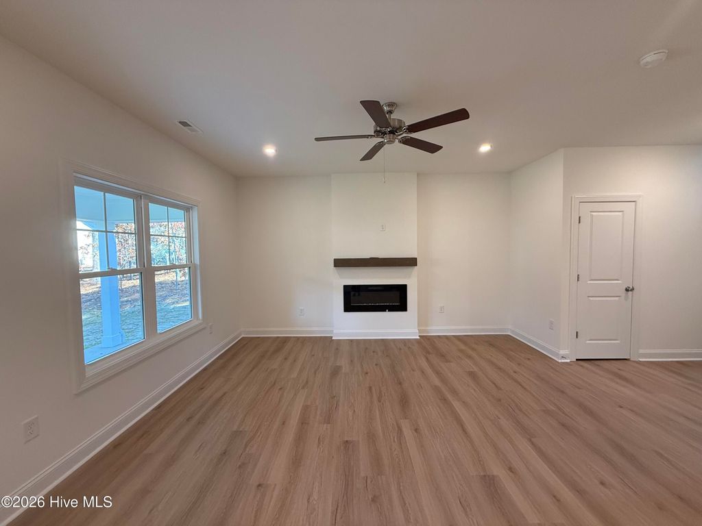 Photo of 724 Blue Bird Drive, Vass, NC 28394 (MLS # 100554649)