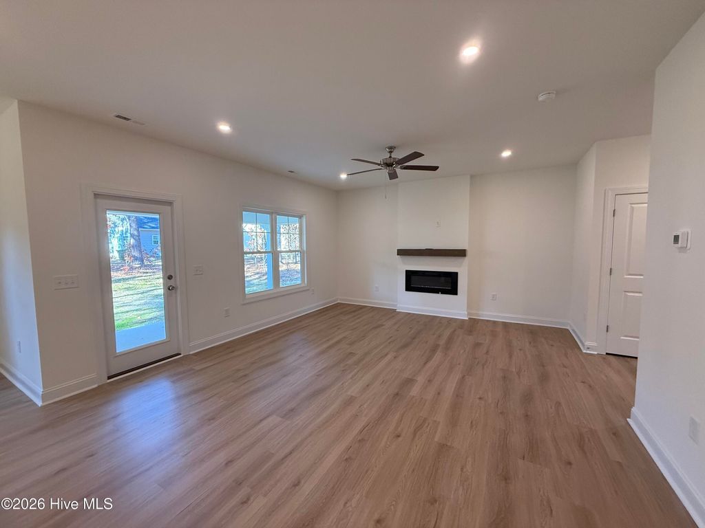 Photo of 724 Blue Bird Drive, Vass, NC 28394 (MLS # 100554649)