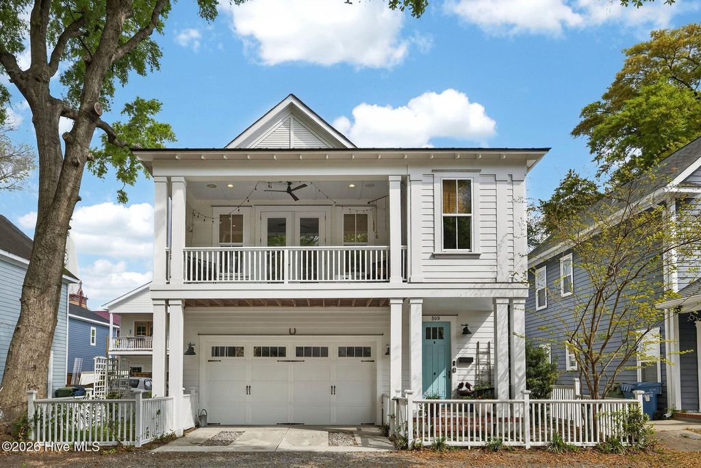 Photo of 509 Peabody Alley, Wilmington, NC 28401 (MLS # 100564836)