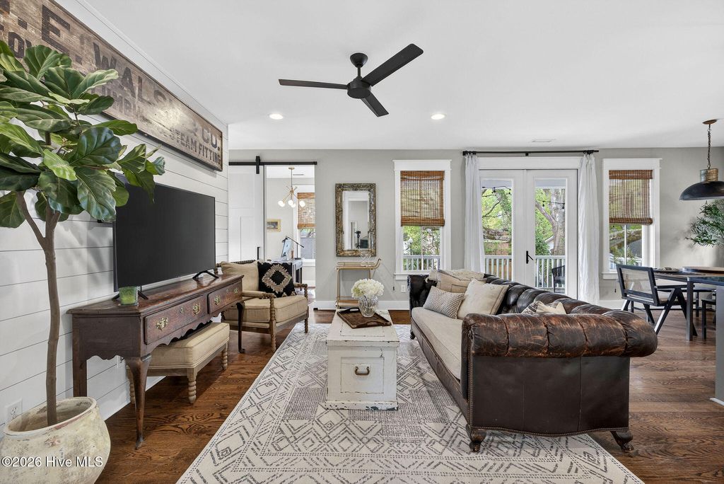 Photo of 509 Peabody Alley, Wilmington, NC 28401 (MLS # 100564836)