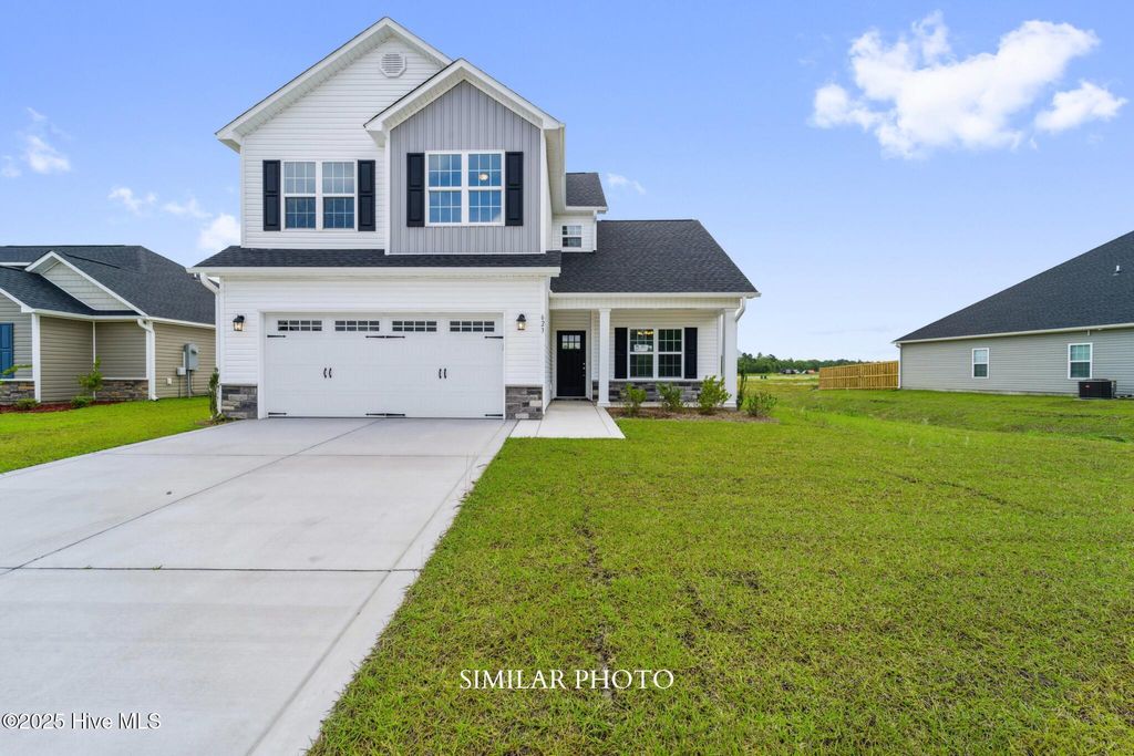 Photo of 1836 Olde Towne Pointe Boulevard, Jacksonville, NC 28546 (MLS # 100512966)
