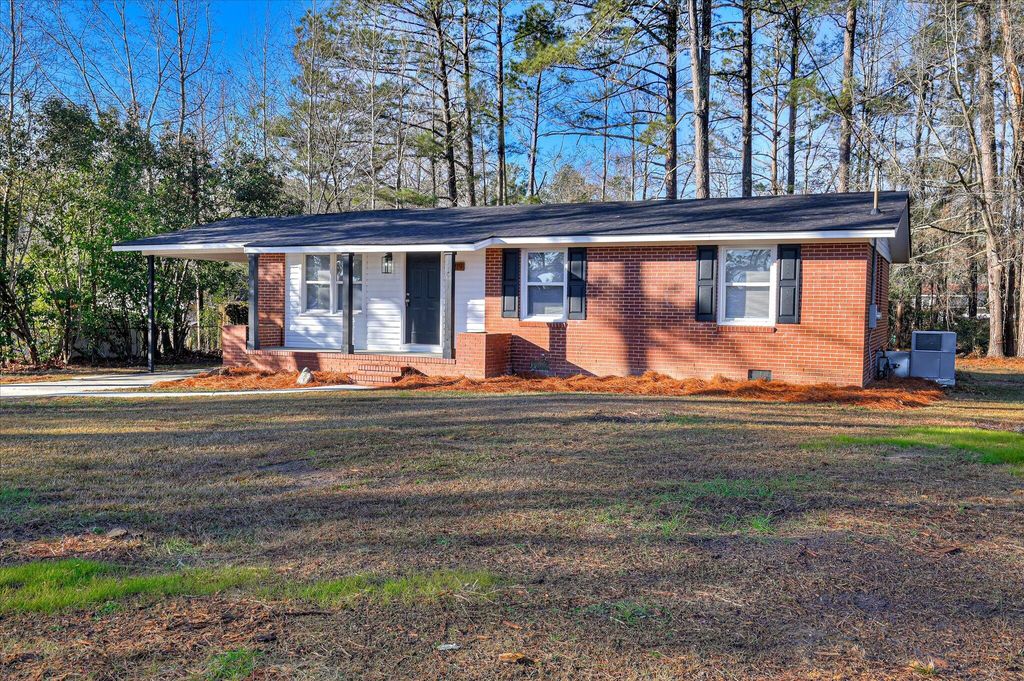 Photo of 919 Ridge Avenue, Thomson, GA 30824 (MLS # 551477)
