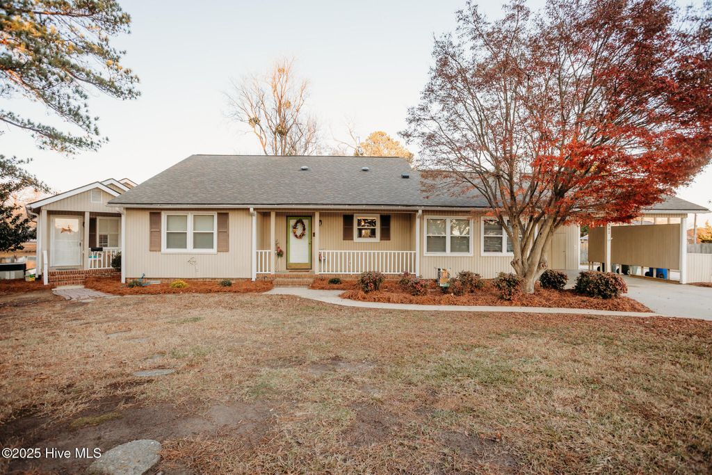 Photo of 2302 Kelly Place N, Wilson, NC 27896 (MLS # 100545257)